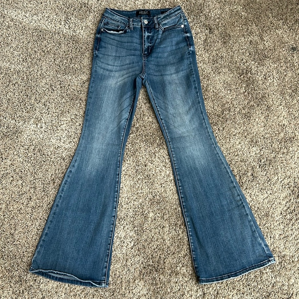 Judy Blue Flare Leg Jeans High Rise Medium Wash Size 3/26